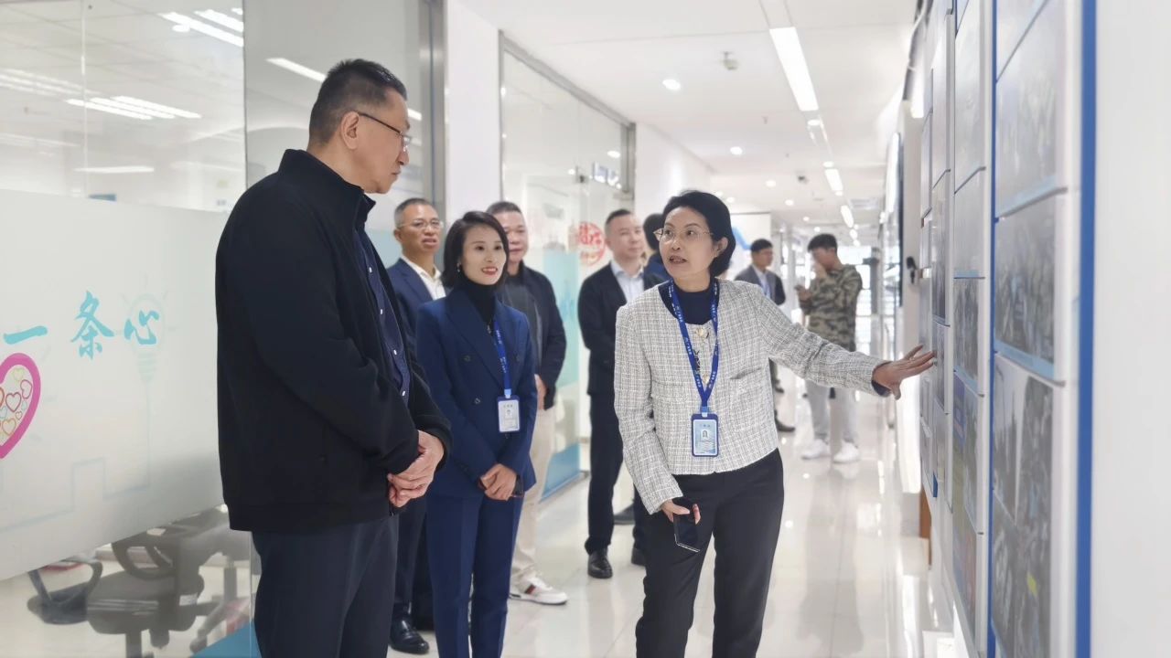 云顶集团官方网站集团｜东莞市南城街道党政代表团来访，调研数字化转型与智能化发展